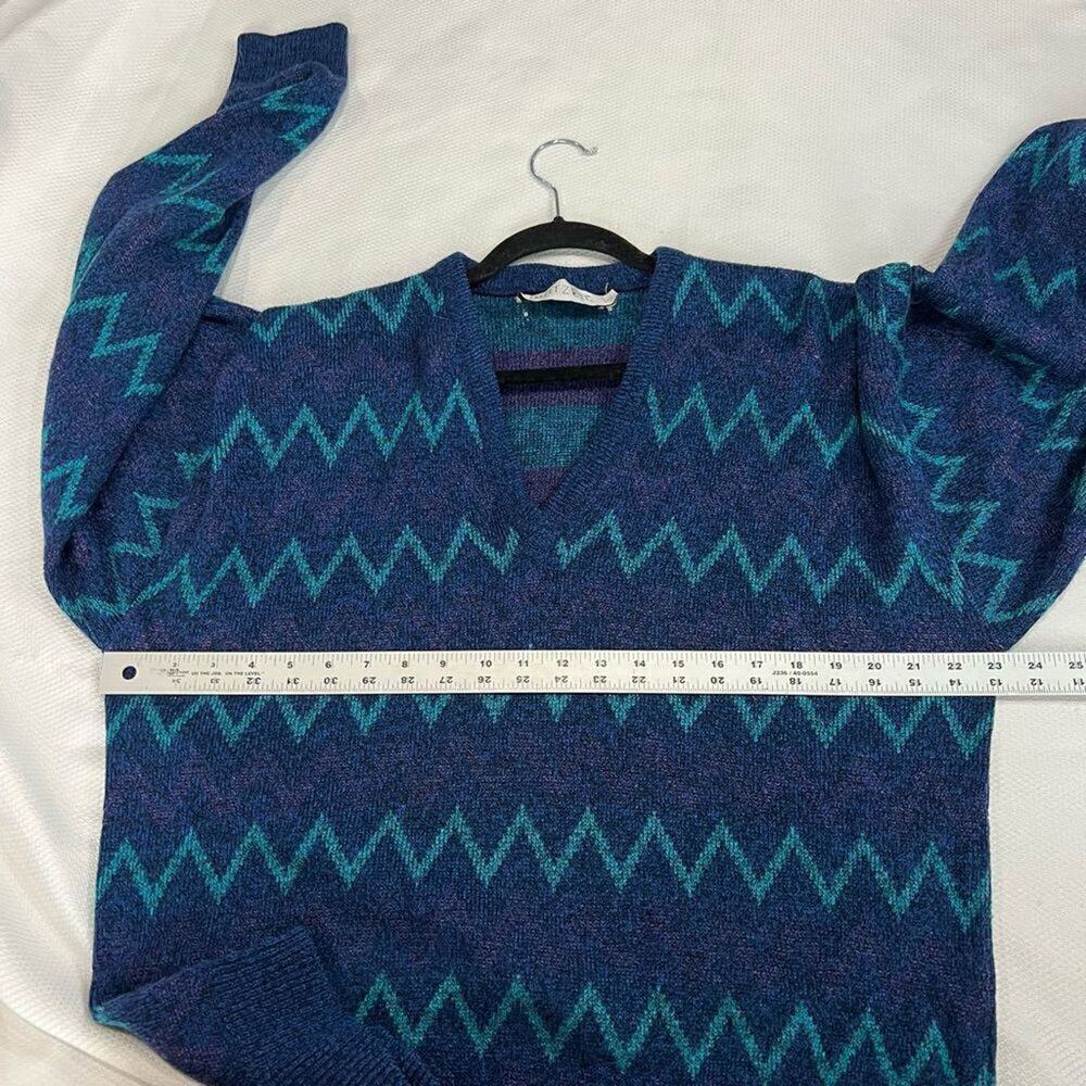 Vintage Jantzen Blue Turquoise Zigzag V Neck Grandpa Sweater Sz L - Picture 5 of 6